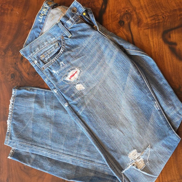 Lucky Brand Distressed Blue Jeans❤️🤍💙 - Picture 9 of 10